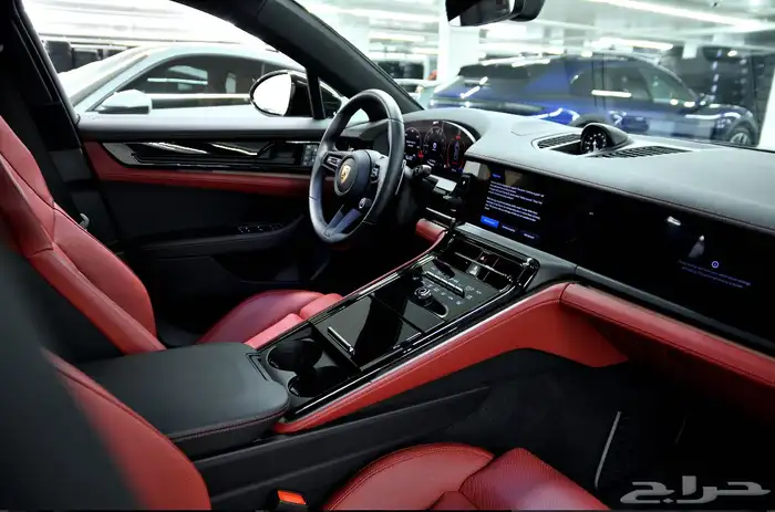 2024 Porsche Panamera 4 10