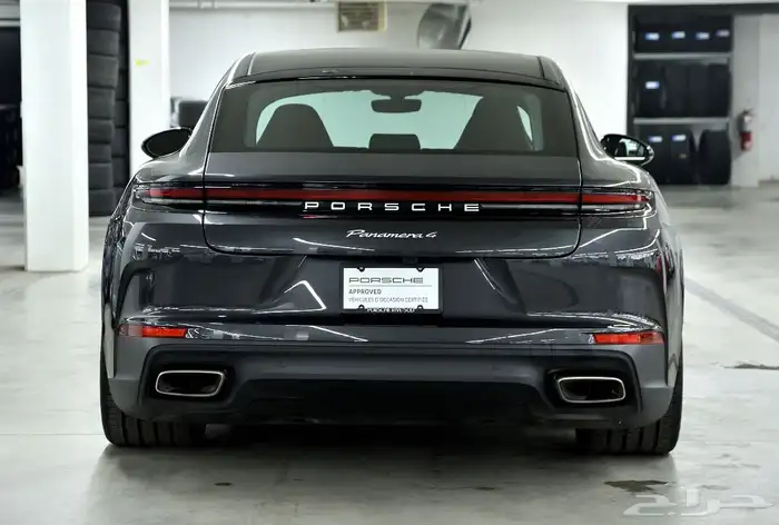 2024 Porsche Panamera 4 4