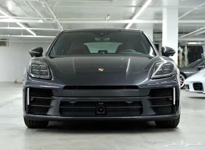 2024 Porsche Panamera 4 1