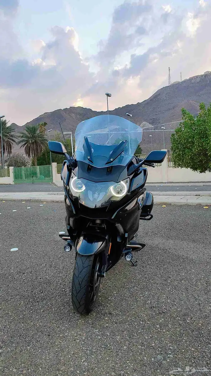 BMW Grand America 2021 4