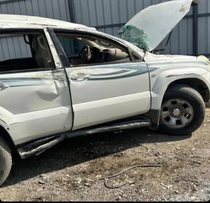 تشليح برادو قطع غيارفقط 0