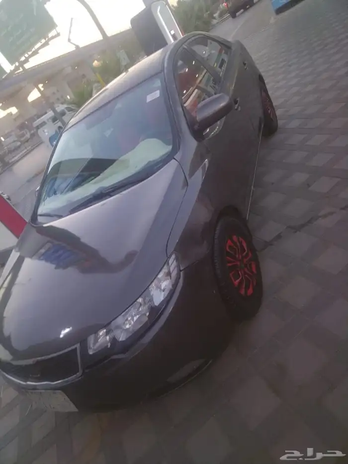 كيا سيراتو بحالة جيدة ولا توجد اي ملاحظات للبيع 3