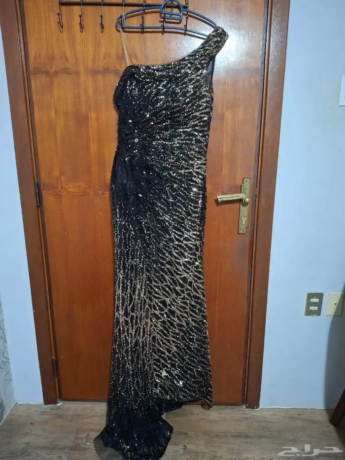 فستان للبيع لبسه واحده مقاس xl بسعر 500 بالشرقيه 2
