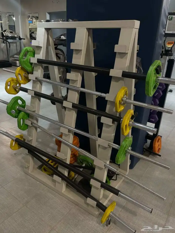 أجهزة نادي رياضي نسائي للبيع او الشراكه 3