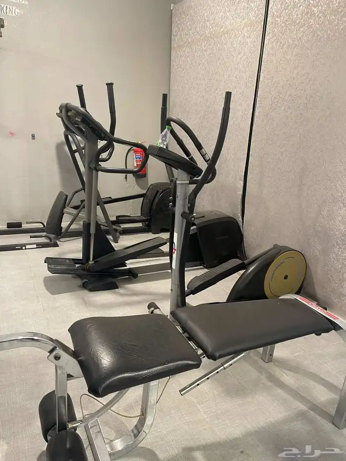 أجهزة نادي رياضي نسائي للبيع او الشراكه 14