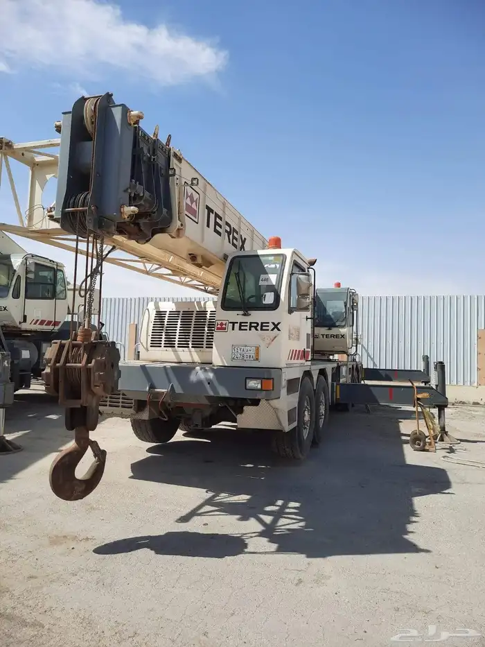 كرينات تركس أمريكي للبيع المستعجل 60 طن وا 35 طن 2
