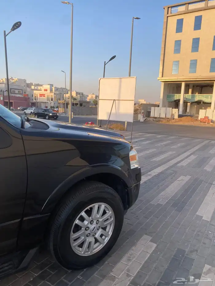 للبيع مستعجل فورد اكسبدشن 1