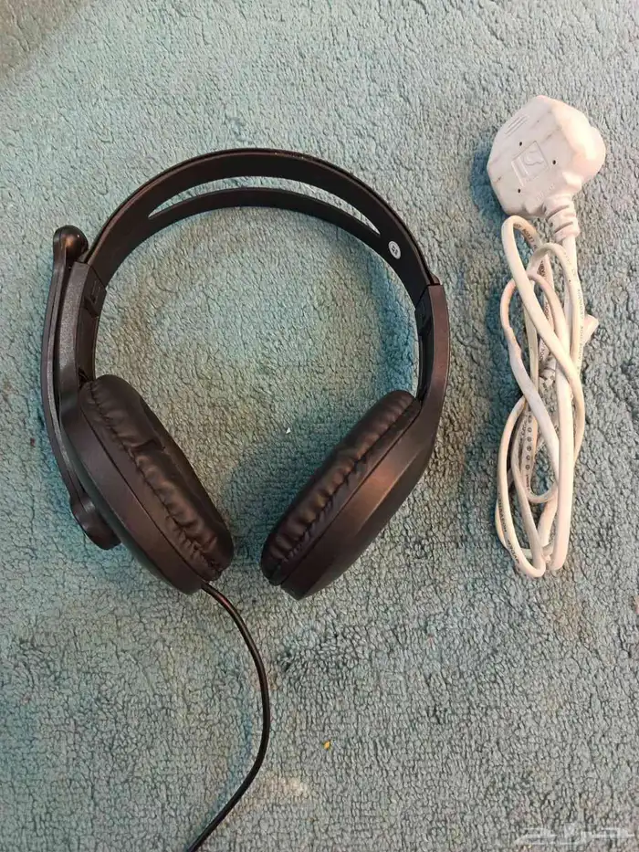 سوني 4 برو جديد ما راح صيانه مستخدم سنه 1 5