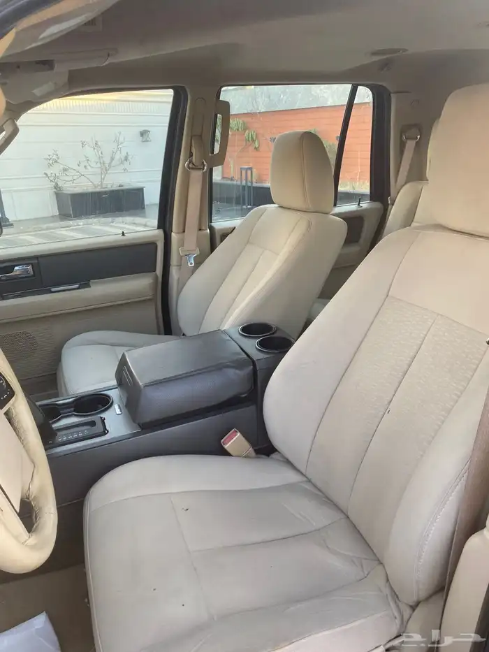 للبيع مستعجل فورد اكسبدشن 8