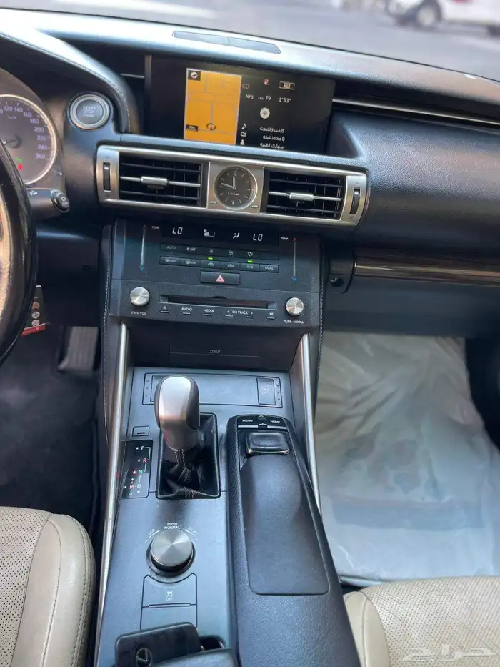 لكزس is350 2015 سعودي 18