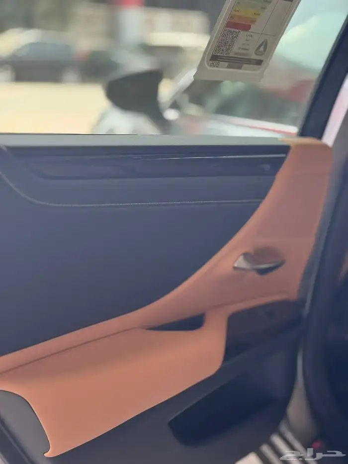 لكزس ES 250 AA أقل سعر 2025 ( سعودي) 8