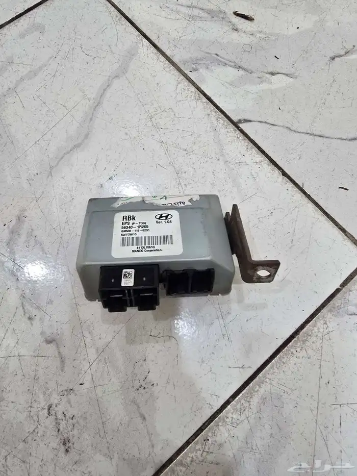 بوجد لدينا دود جاهزه لجميع انواء السيارات كهرباء وزيت 4