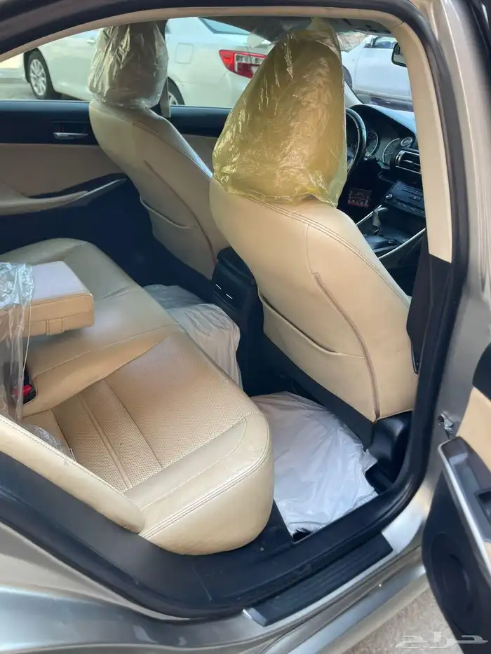 لكزس is350 2015 سعودي 22