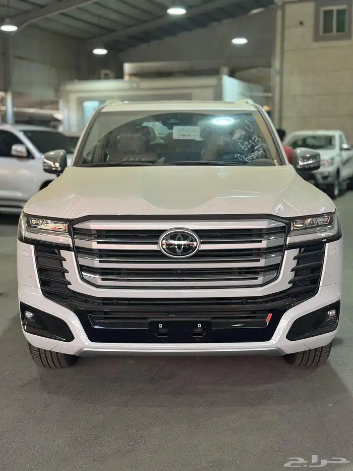 لاندكروزر VXR هايبرد 2025 اقل سعر (سعودي) 0