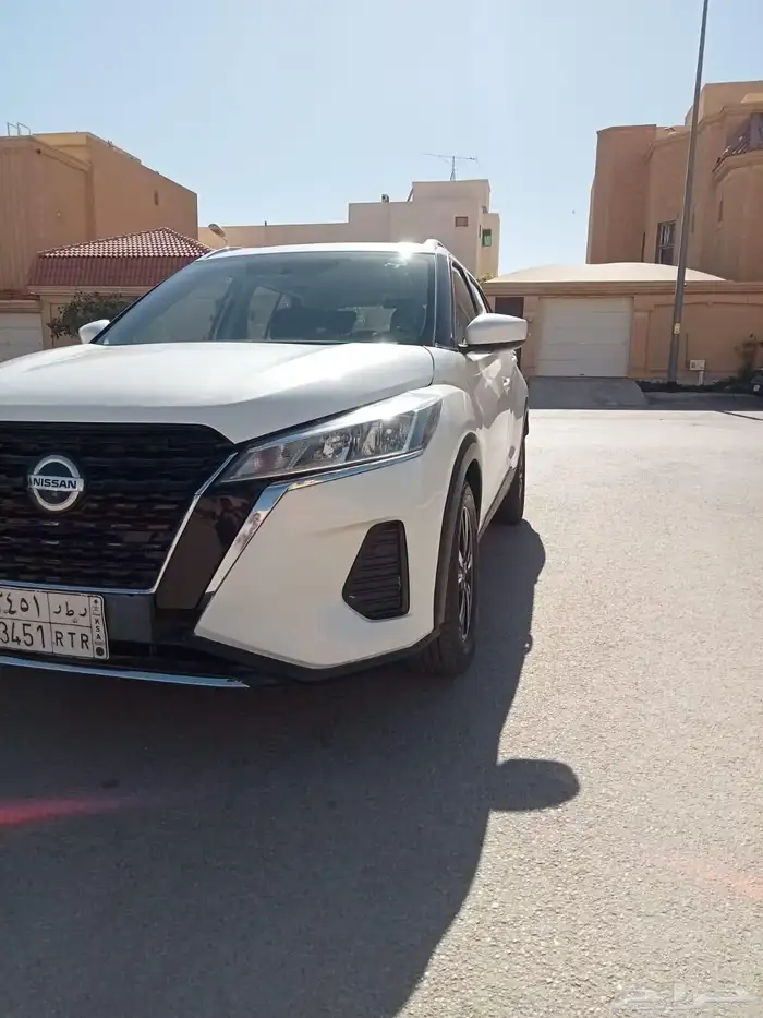 نيسان كيكس 2023 12
