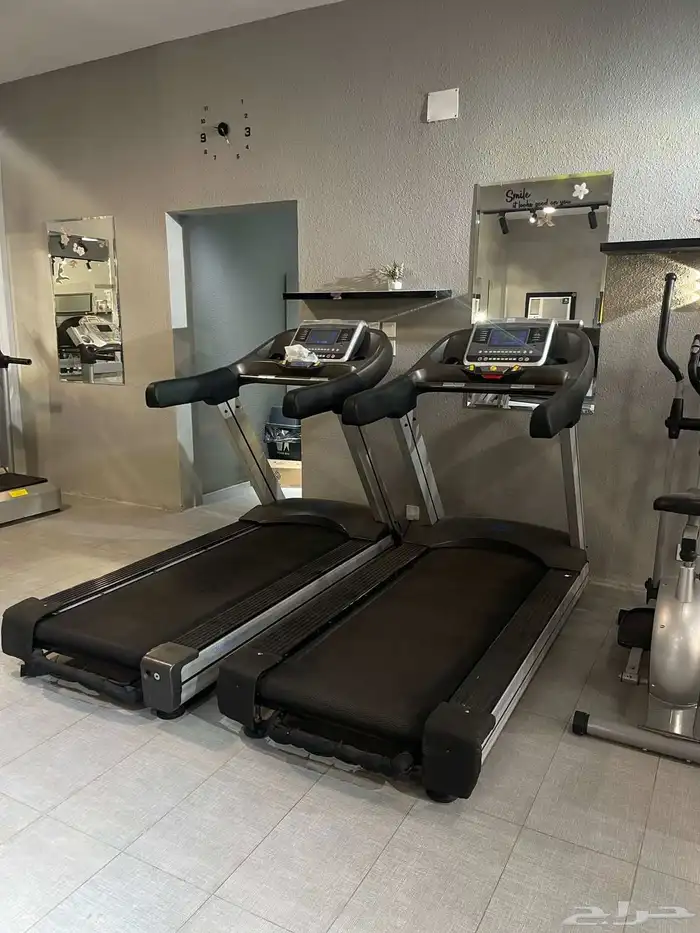 أجهزة نادي رياضي نسائي للبيع او الشراكه 5
