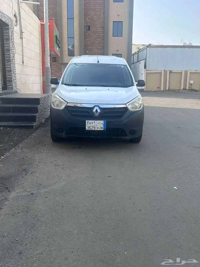 رينو دوكر فإن 2017 5