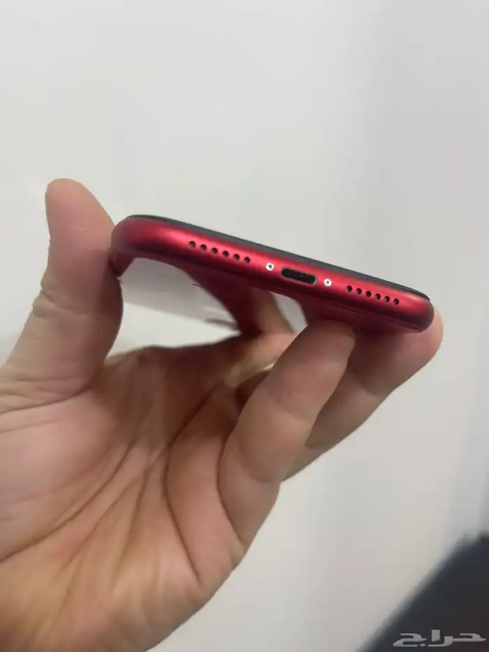 ايفون 11 يقبل الجلبريك 650 ريال ومتاح تمارا 4