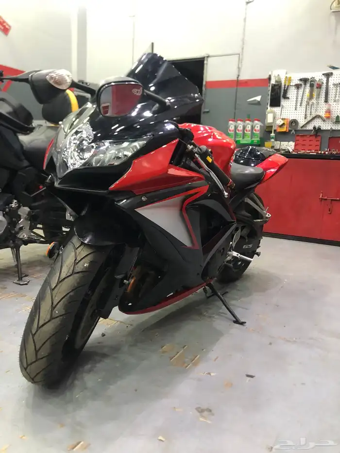 دباب سزوكي 750 2