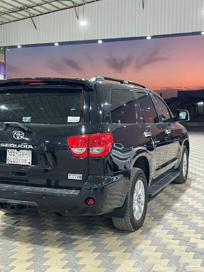 تويوتا سيكويا موديل 2010 نص فل 3