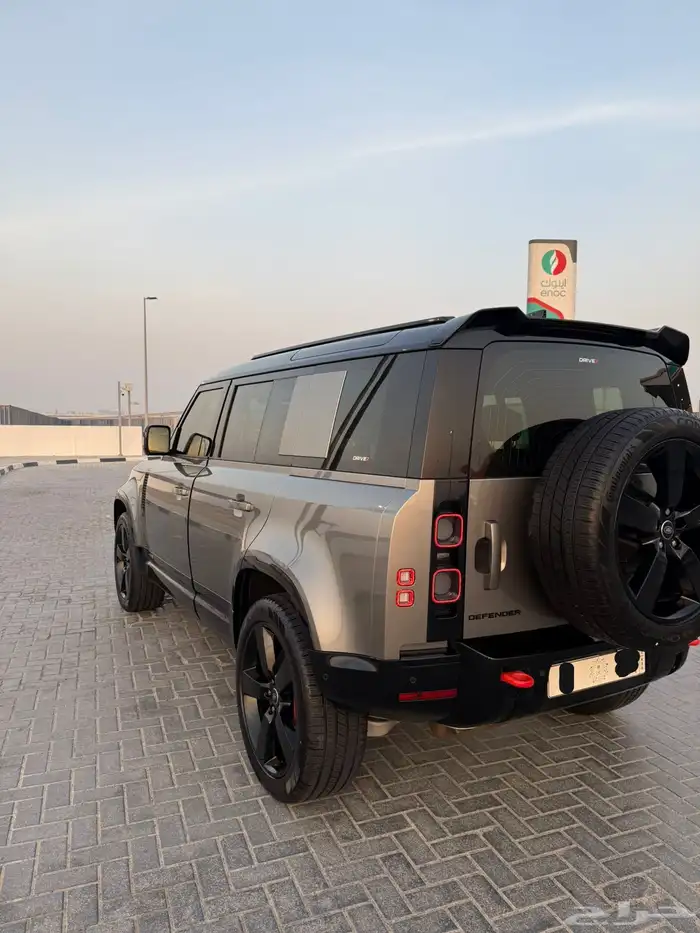 ديفندر X 110 2025 V6 ممشى قليل اعلى فئه كامل المواصفات 14