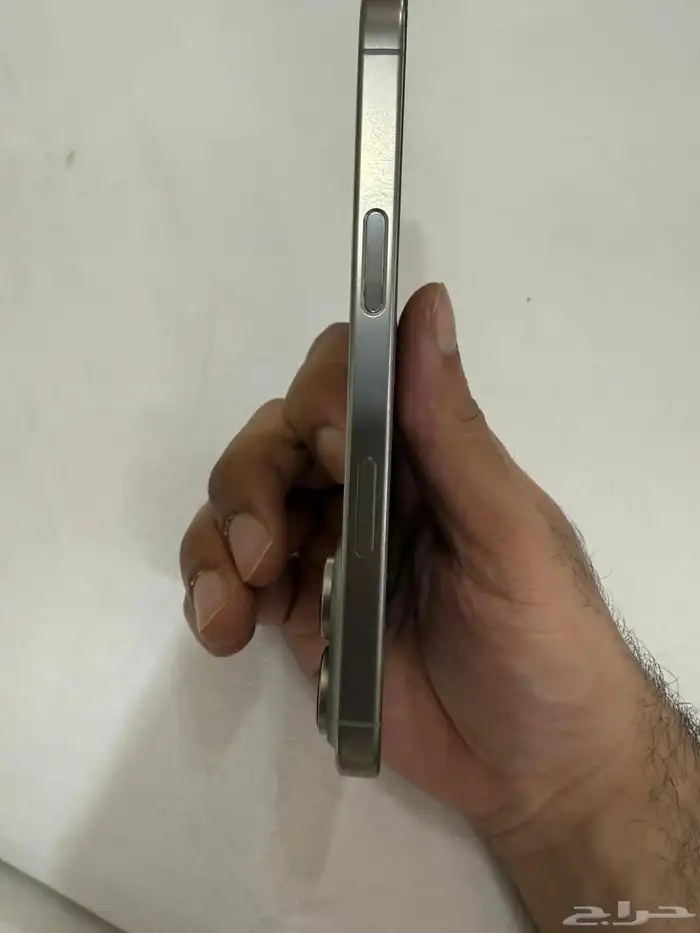 ايفون 16 برو 128 5