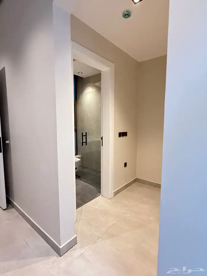 فيلا للايجار تاون هاوس جديد رقم B5 3