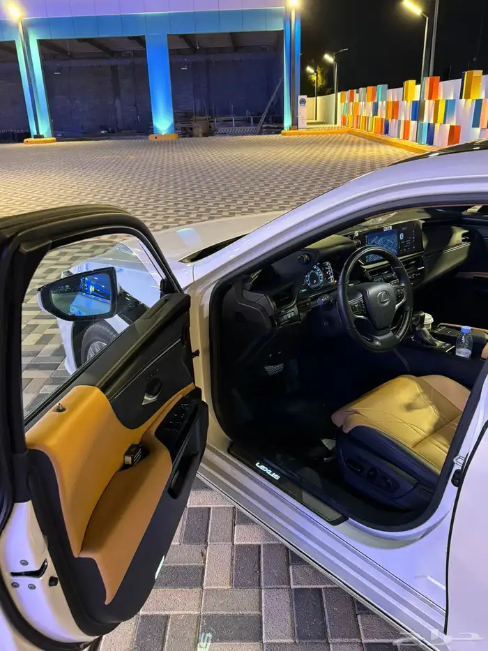 لكزس es300h نص فل 2022 14