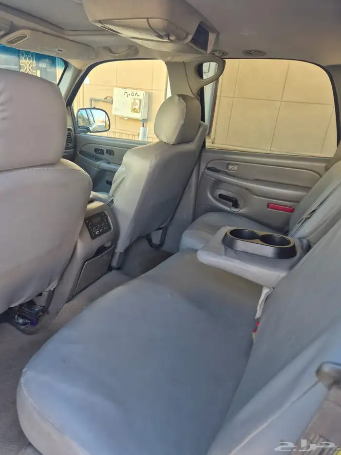 السلام عليكم هذا للبيع م 2005 سوم 9000 5