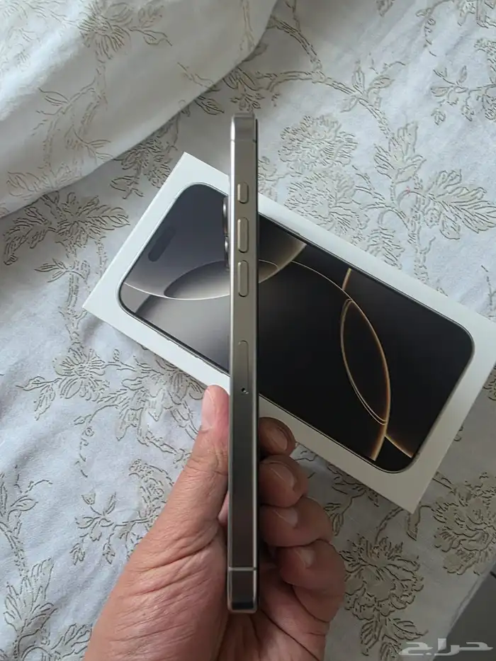 iPhone 16 Pro Max 256 gb 4