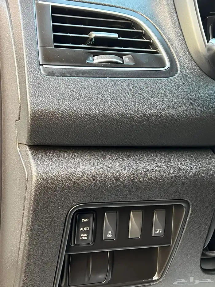 رينو كوليوس 2018 (( مخزن )) 25