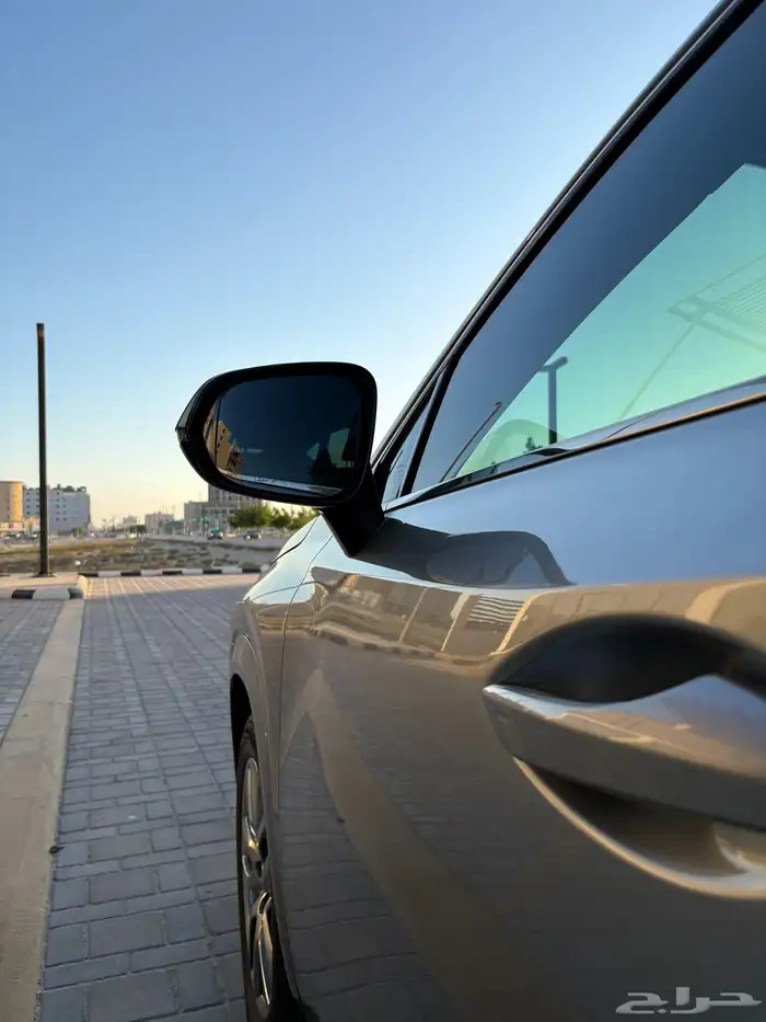 لكزس NX 300 2020 12