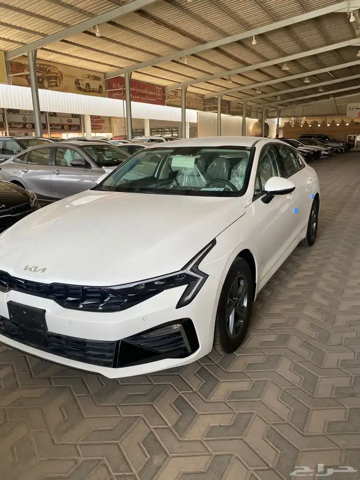 كيا K5 ستاندر 2024 2