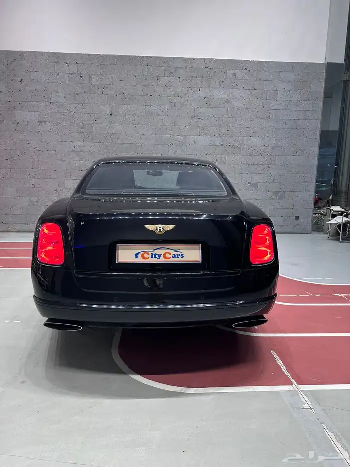 النوع بنتلي مولسان موديل 2011 عداد 100k الف 19