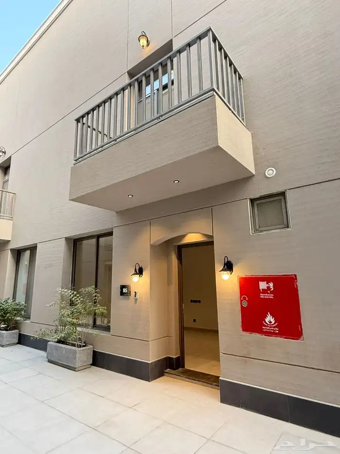 فيلا للايجار تاون هاوس جديد رقم B5 0