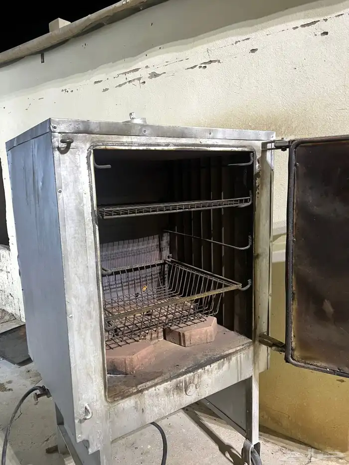 فرن مندي نظيف 4