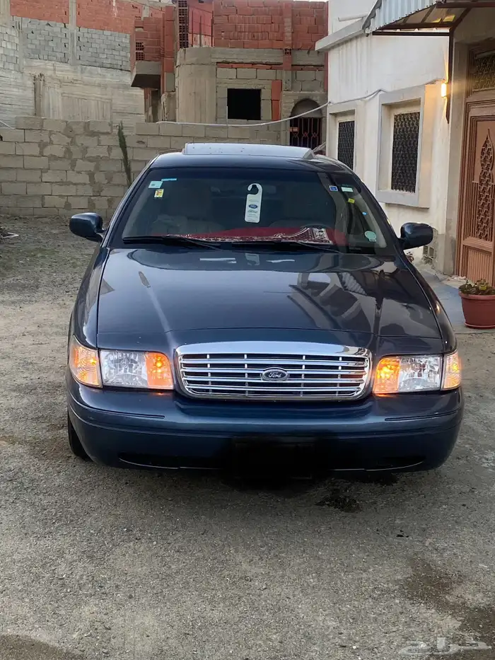 فورد فكتوريا 2011 7