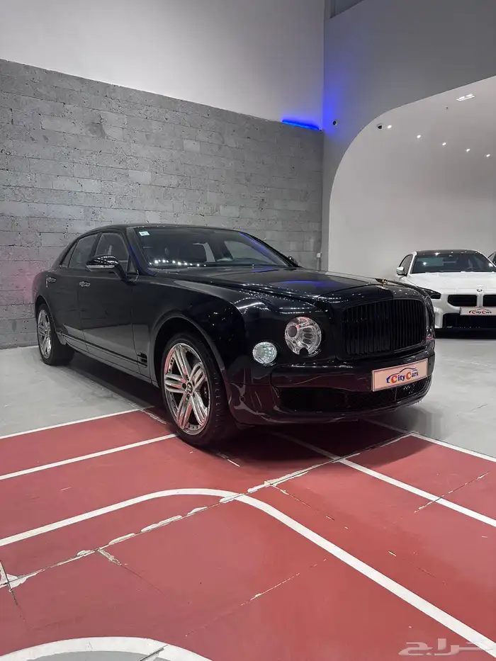 النوع بنتلي مولسان موديل 2011 عداد 100k الف 11