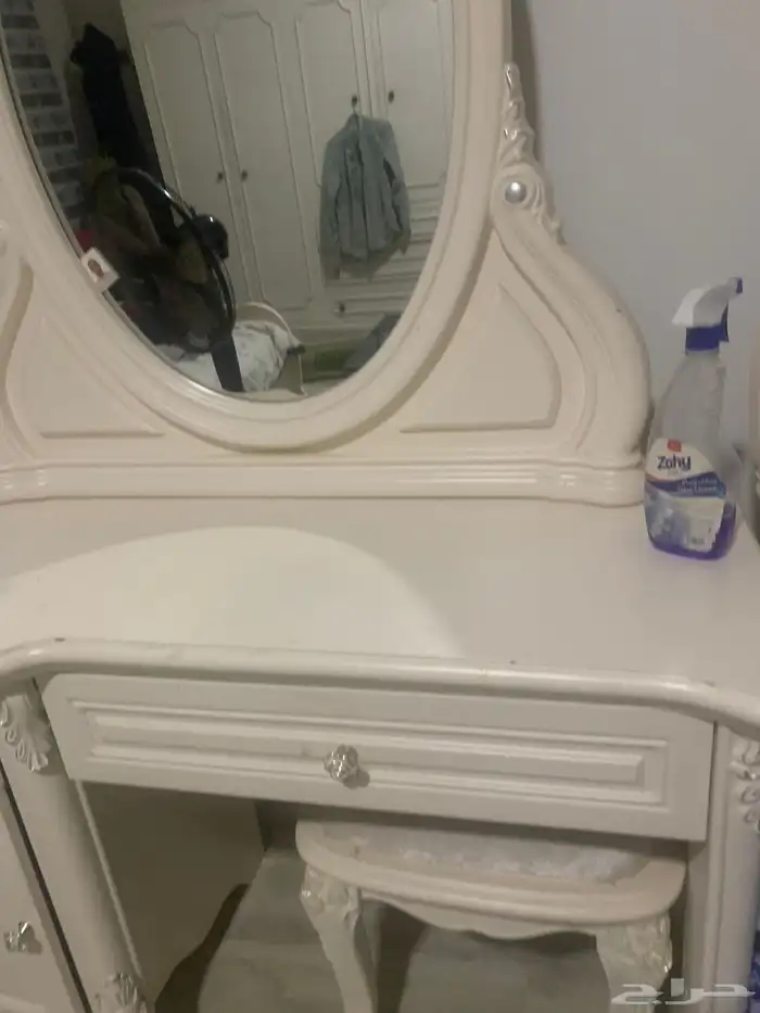 غرفة نوم كامله سرير فردين   مع تسرحة مع كرسي التسريحة دولاب 1