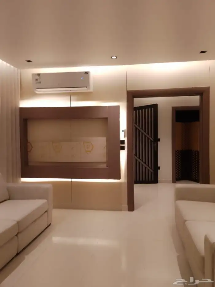 ديكور شاشة رخام مع تكسيات خشبية 5