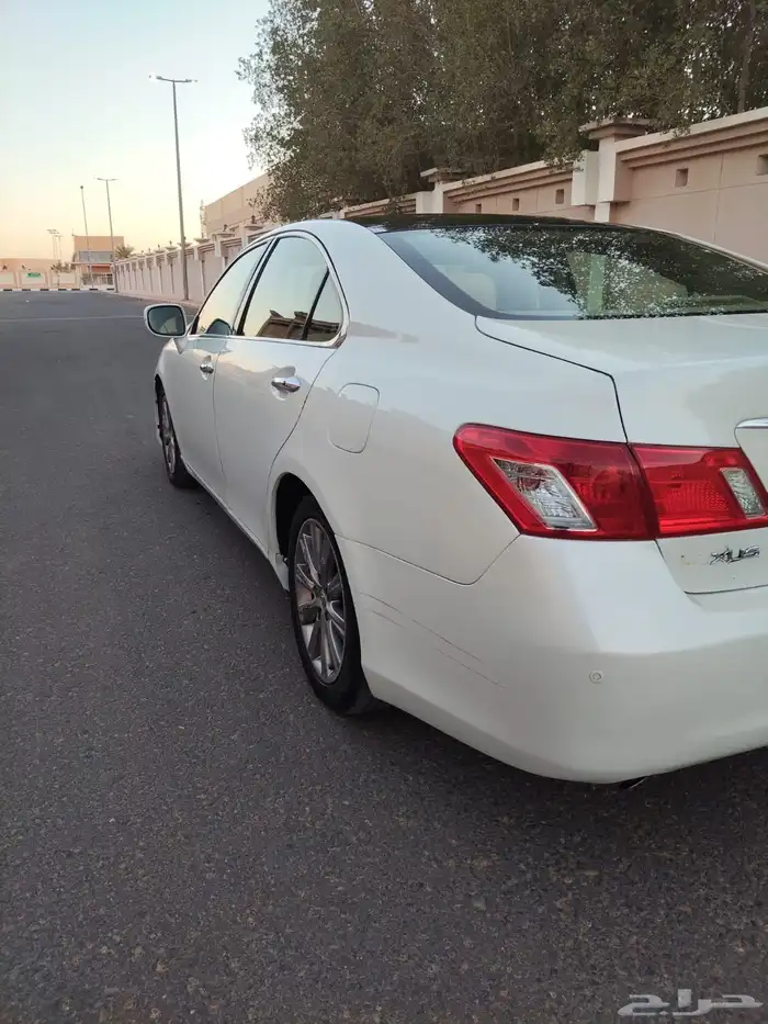 لكزسES350 موديل 2009 4