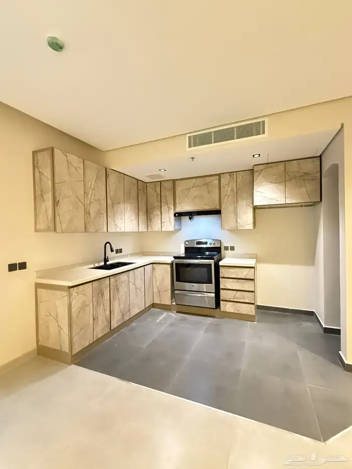 فيلا للايجار تاون هاوس جديد رقم B5 1