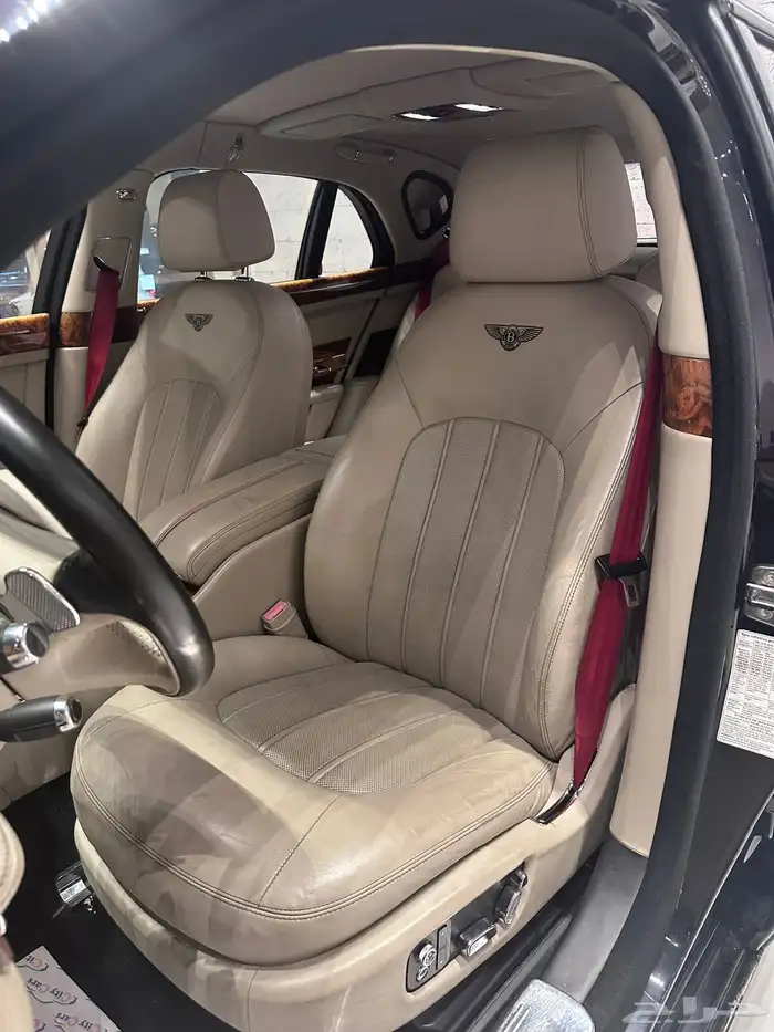 النوع بنتلي مولسان موديل 2011 عداد 100k الف 7