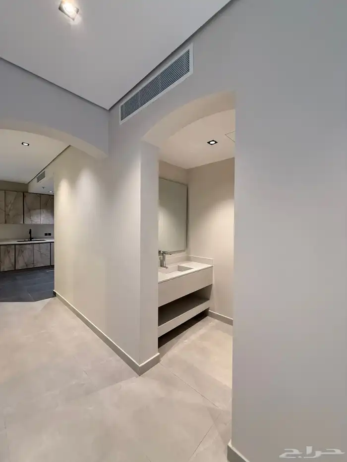 فيلا للايجار تاون هاوس جديد رقم B5 18