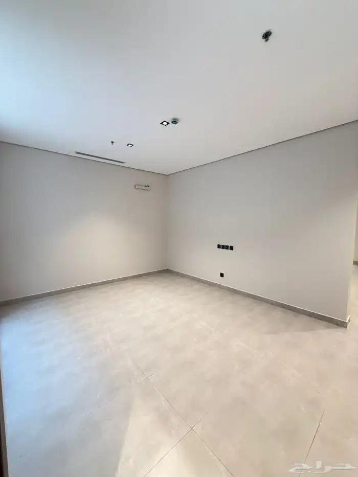 فيلا للايجار تاون هاوس جديد رقم B5 20