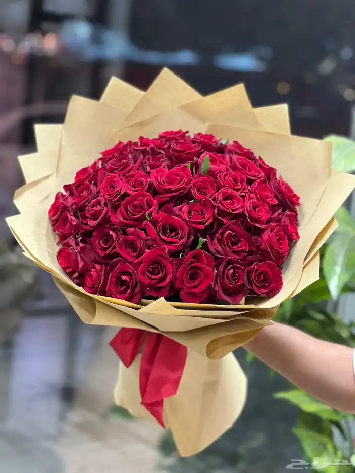 هدايا   ورد  ورد طبيعي  وردصناعي  باقة ورد  تغليف 29