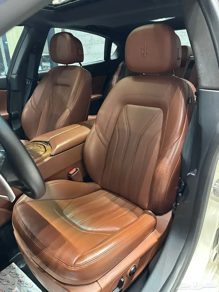 النوع مازيراتي الموديل 2016 العداد 66200 6