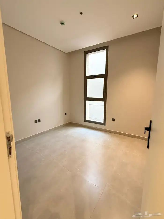 فيلا للايجار تاون هاوس جديد رقم B5 10