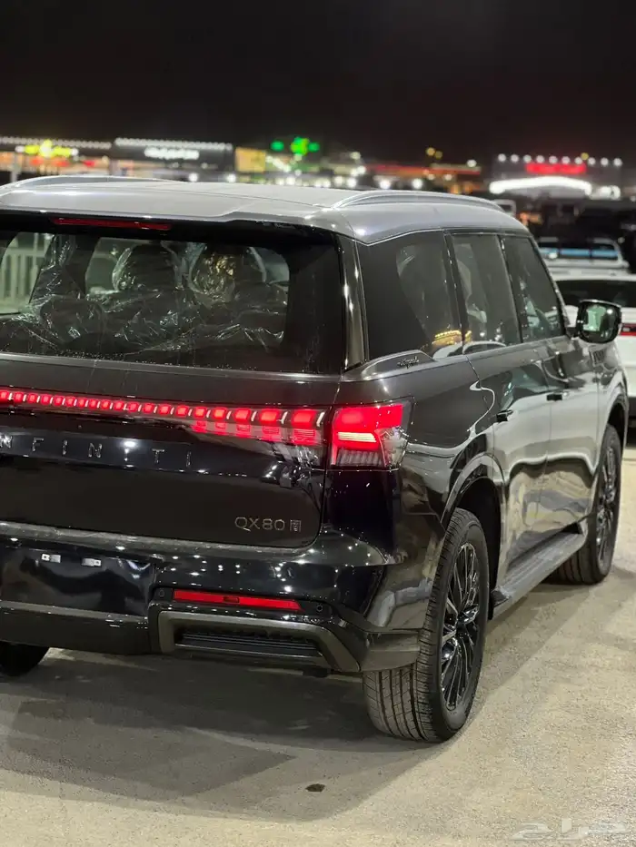 انفنتي QX80 أوتو جراف اعلى فئه اصفار جديد 1