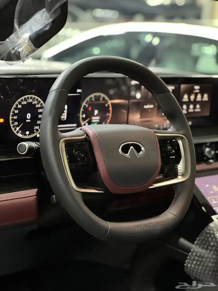انفنتي QX80 أوتو جراف اعلى فئه اصفار جديد 31